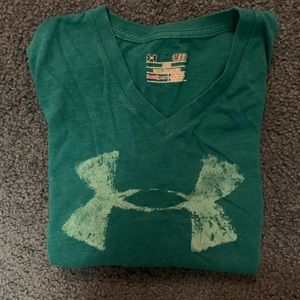 Teal Under Armour short sleeve shirt